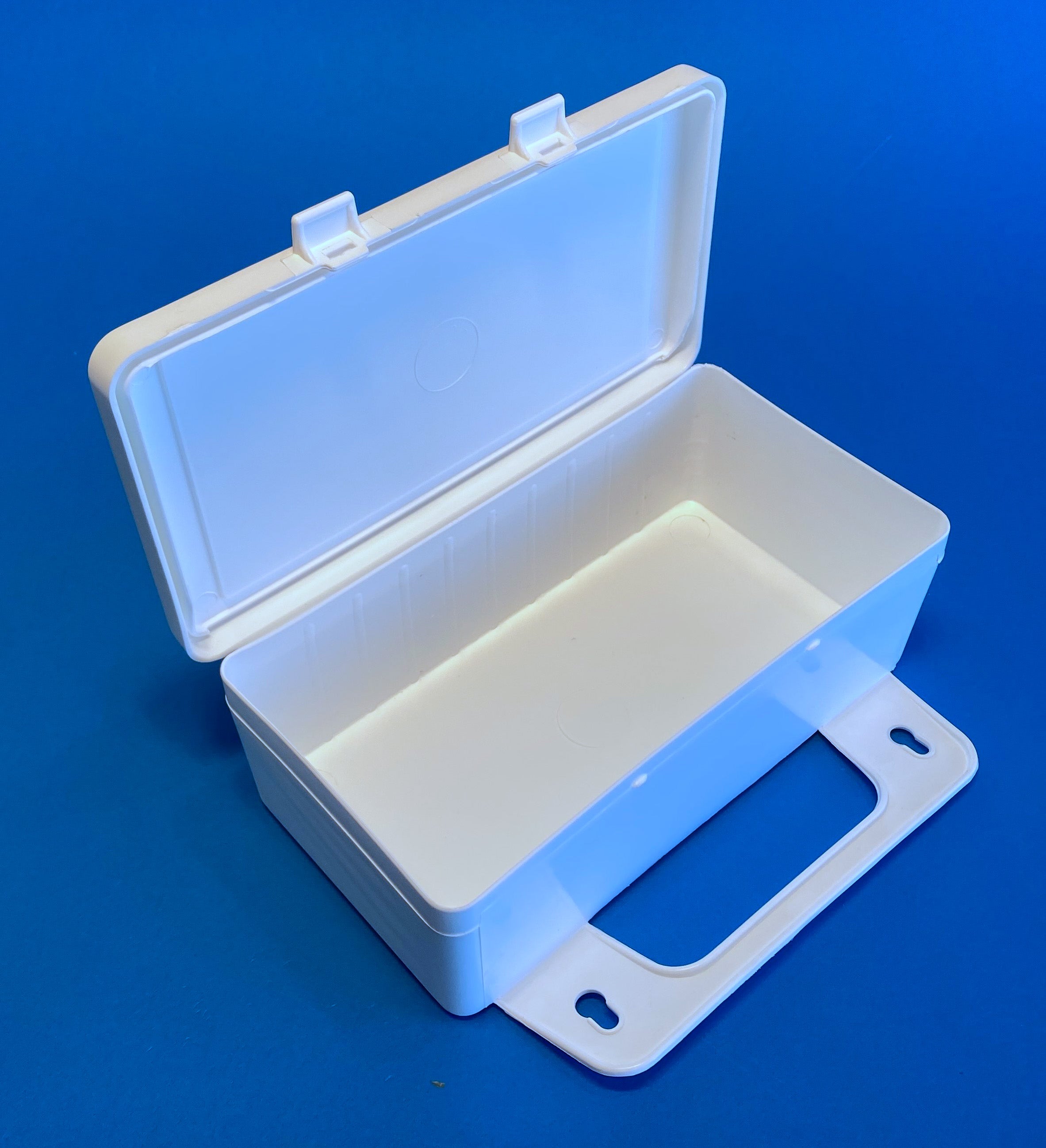 C10E case, open