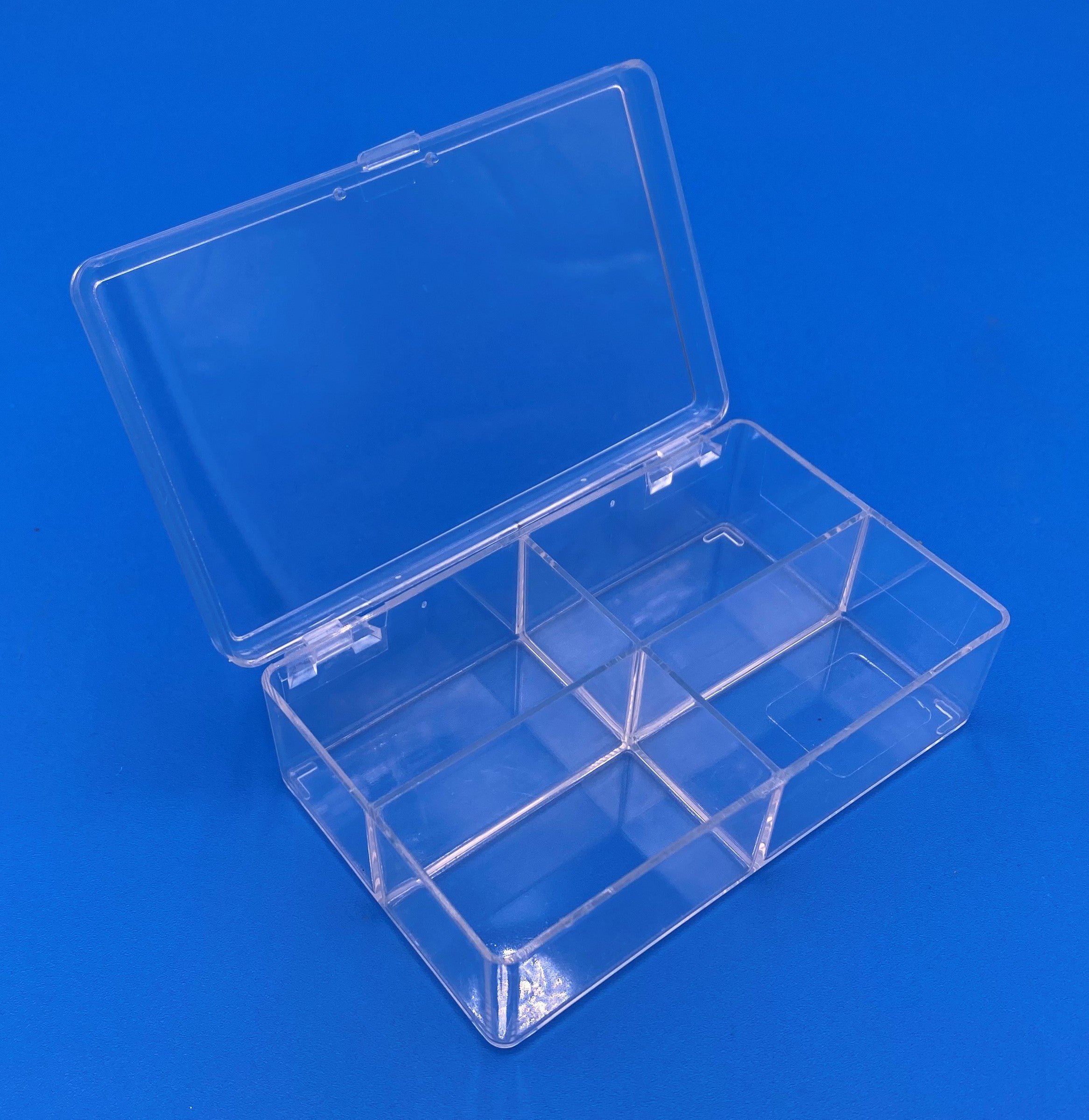 D23 Case, 4 Bays, Clear Impact-Protected Copolymer (carton of 108 ea)