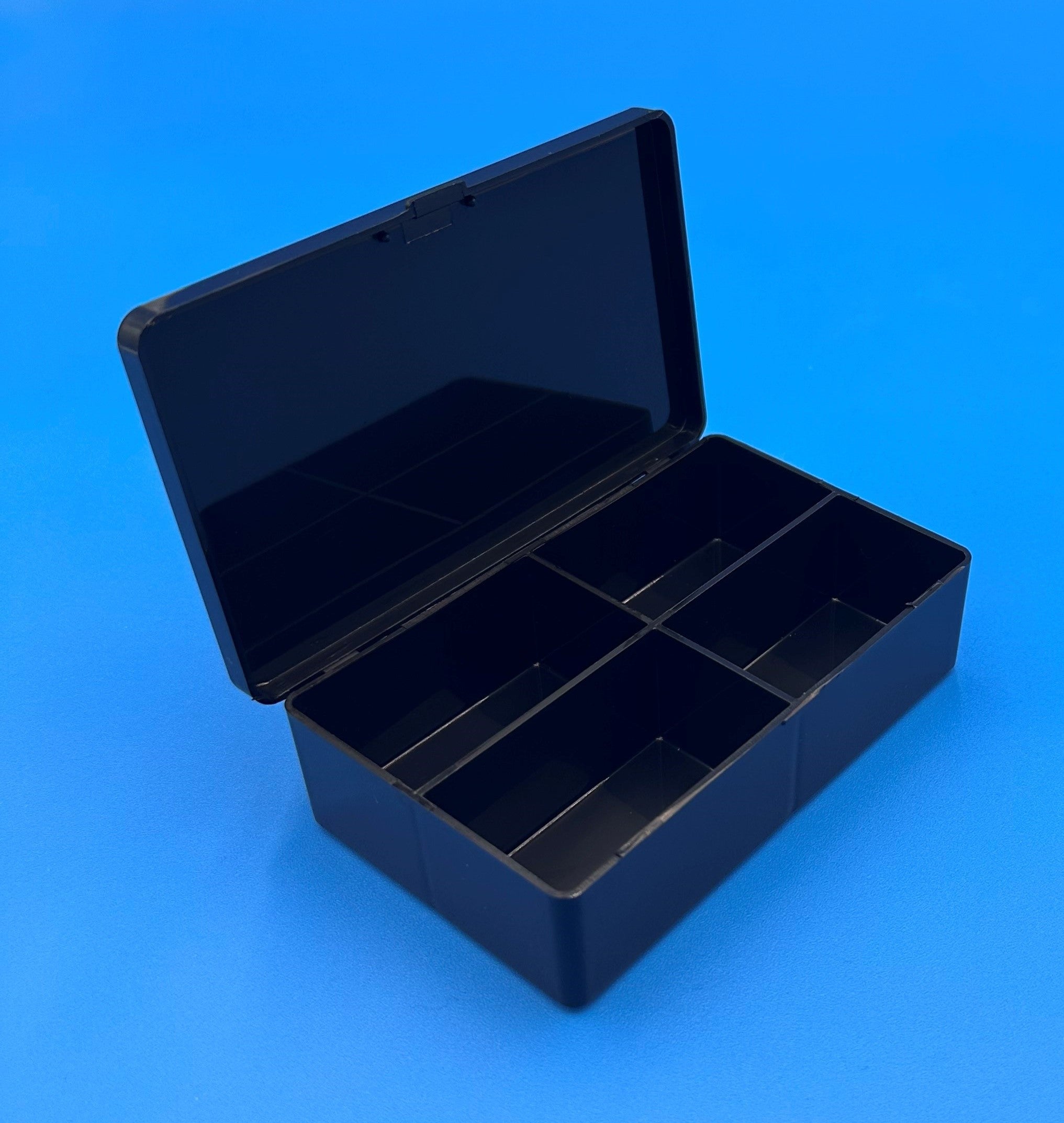 D23 Case, 4 Bays, Black Conductive Polypropylene (carton of 108 ea)