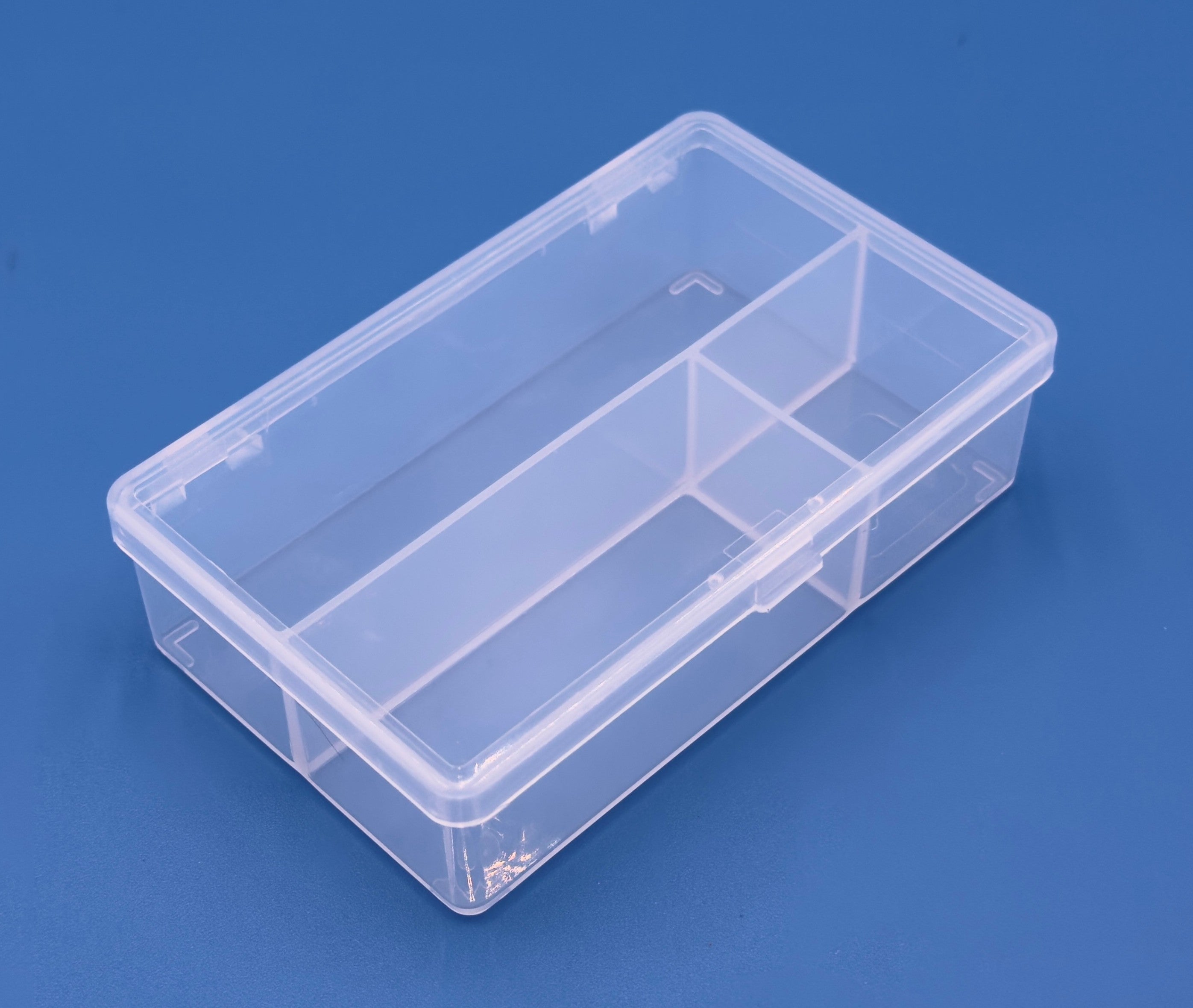 D23 Case, 3 Bays, Clarified Polypropylene (carton of 108 ea)