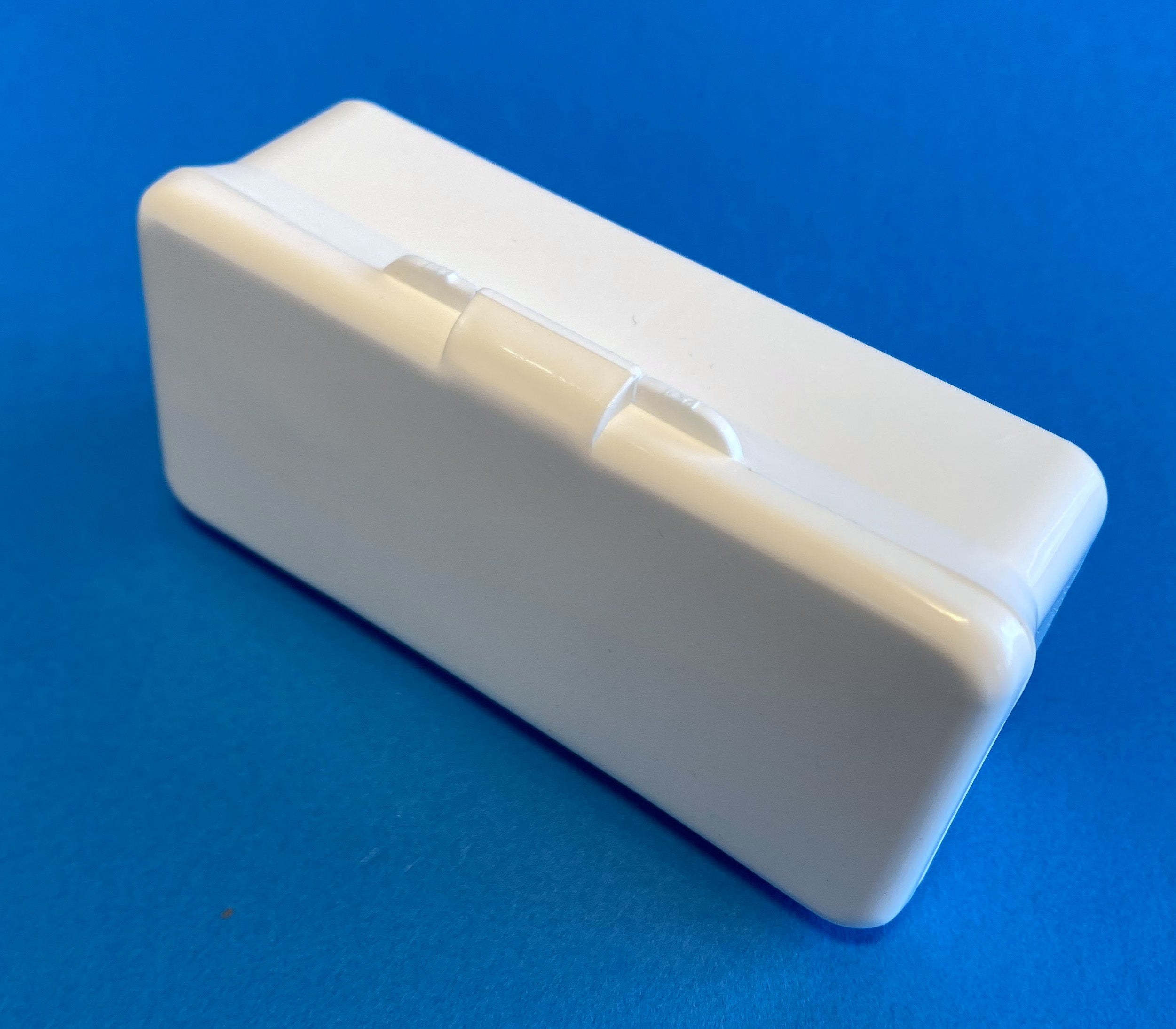 MC case, closed view 2