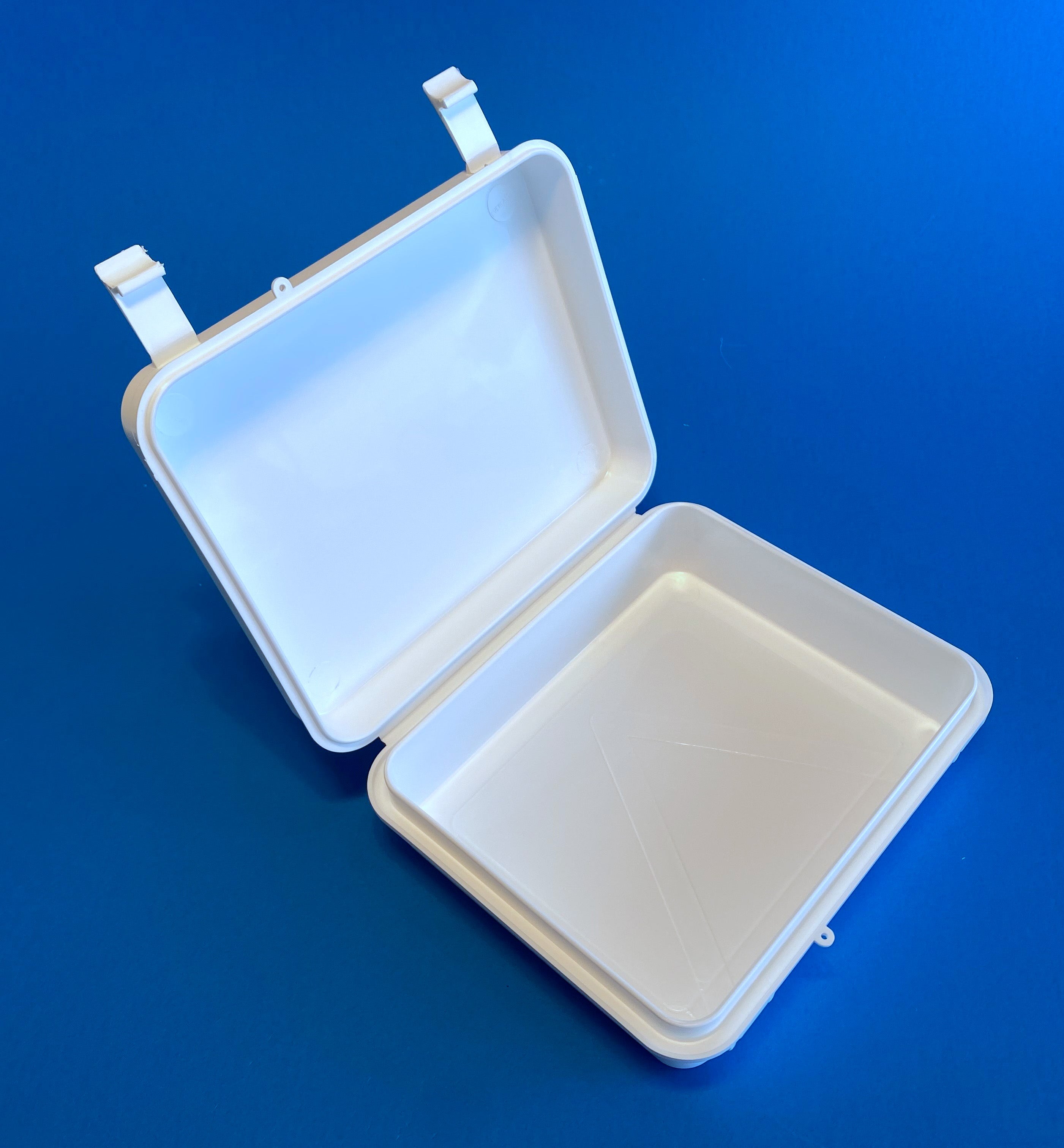 TC case, open