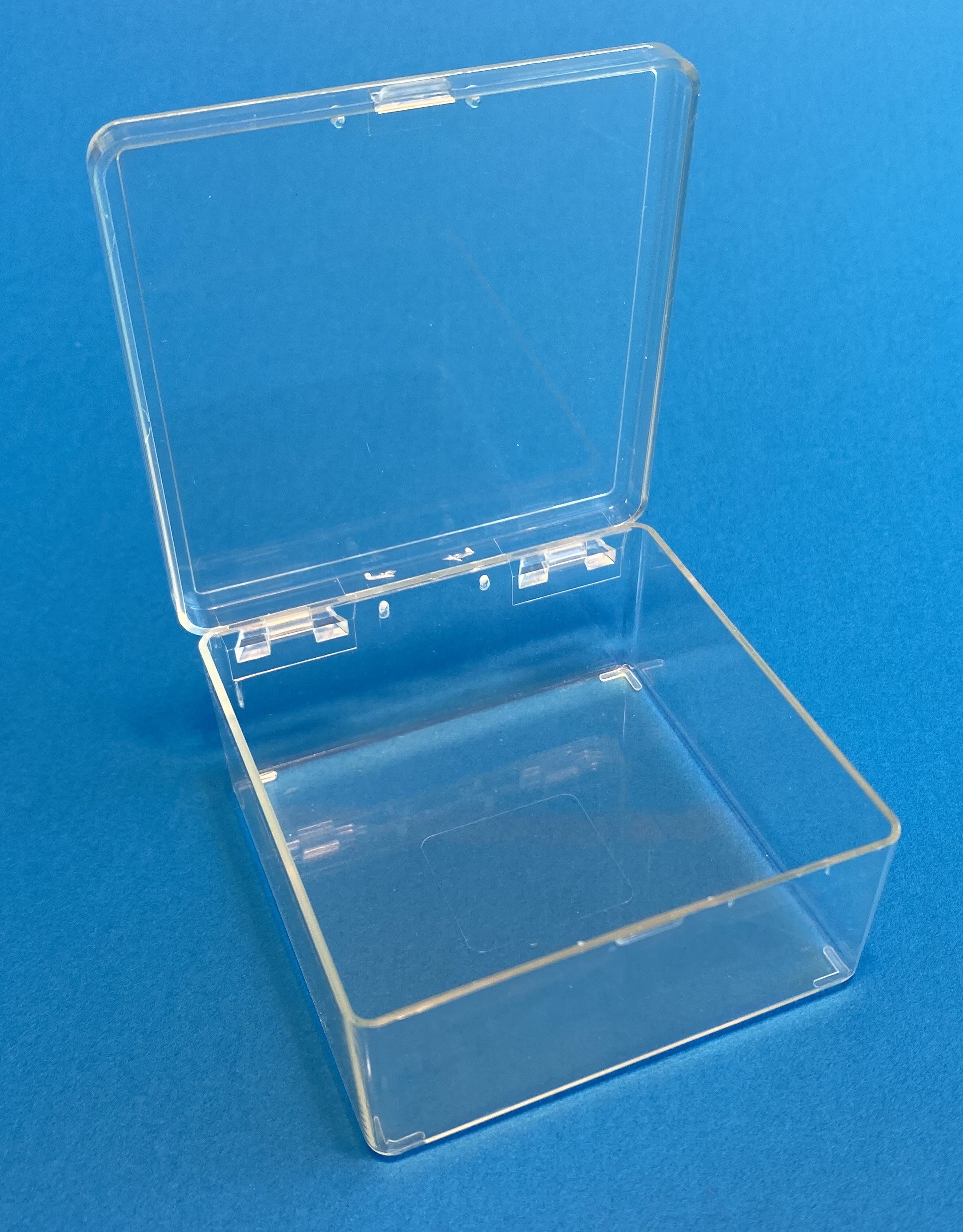 D20 Case, 1 Bay, Clear Impact-Protected Copolymer (carton of 108 ea)