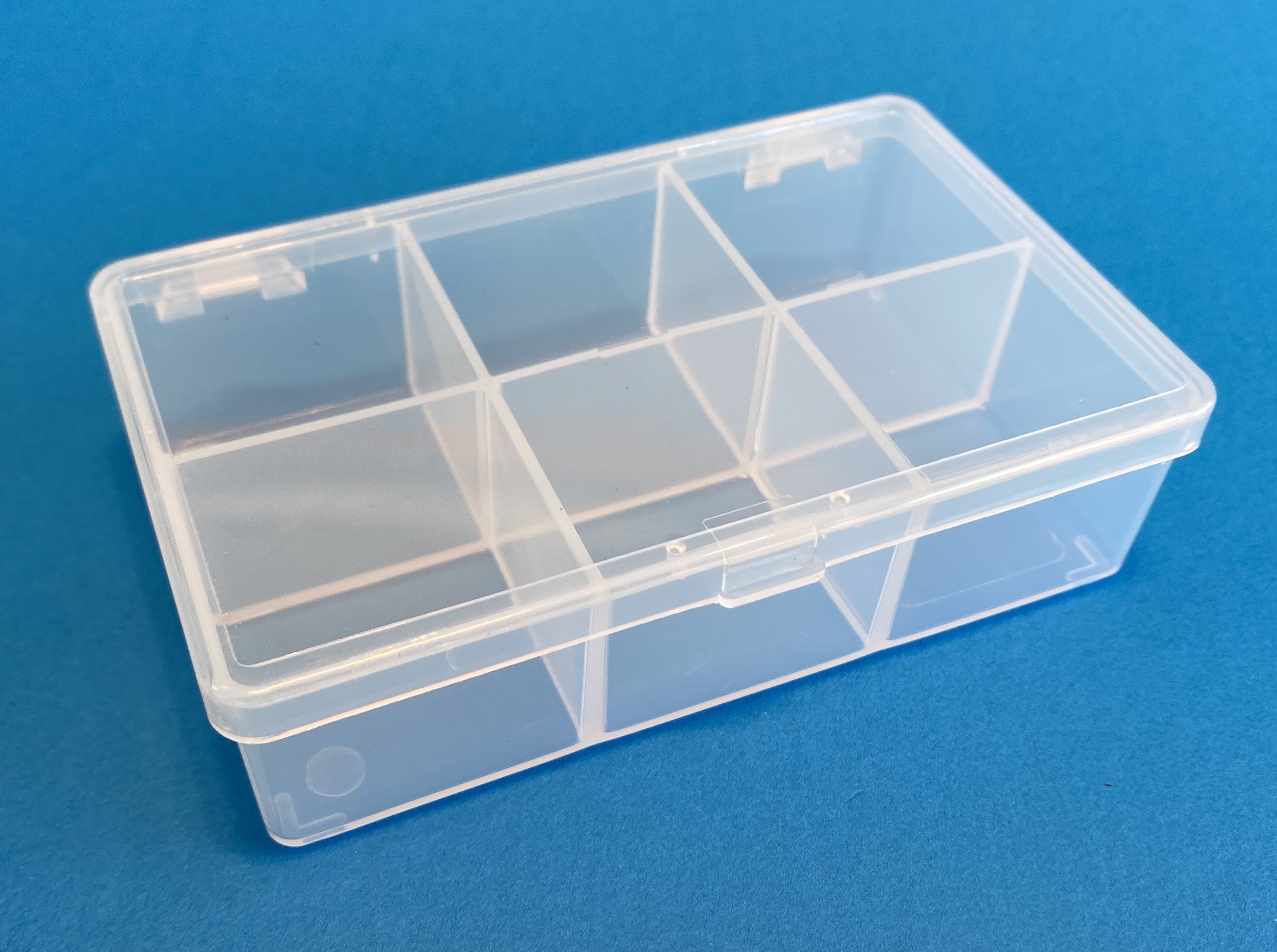 D23 Case, 6 Bays, Clarified Polypropylene (carton of 108 ea)