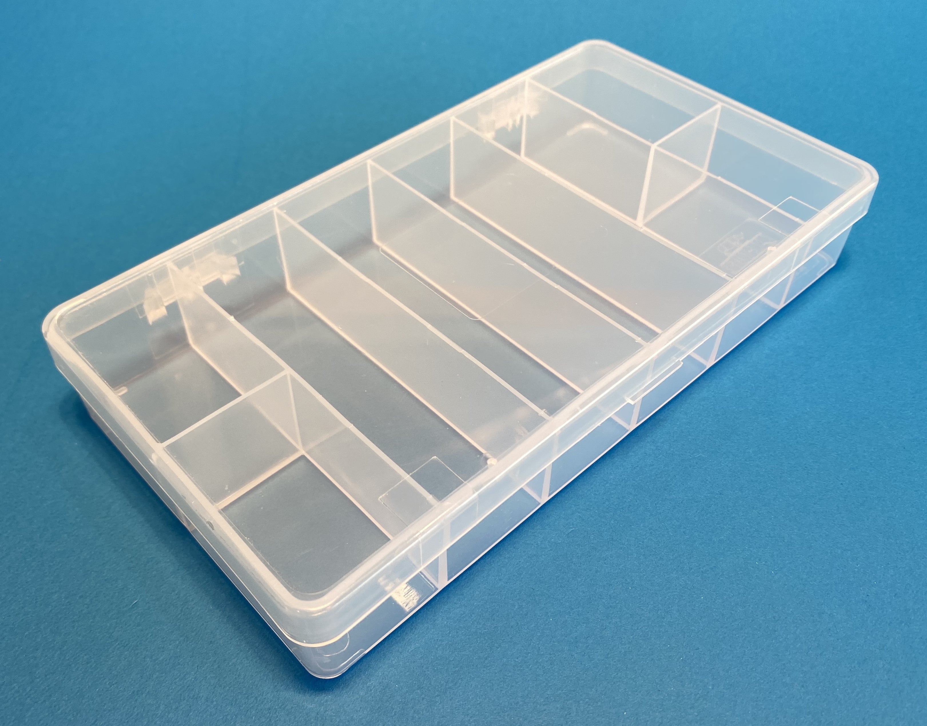 D26 Case, 8 Bays, Clarified Polypropylene (carton of 76 ea)