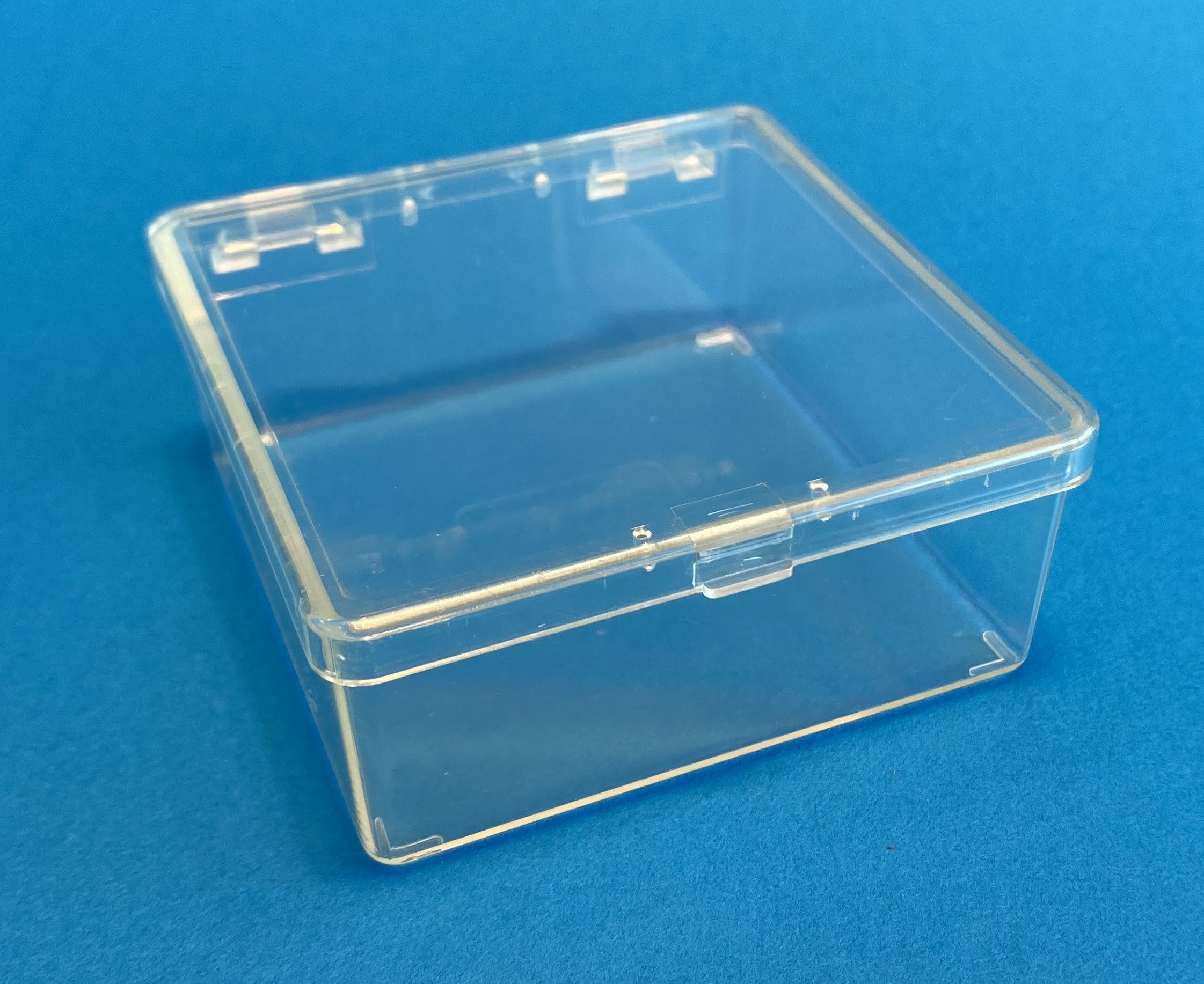 D20 Case, 1 Bay, Clear Impact-Protected Copolymer (carton of 108 ea)